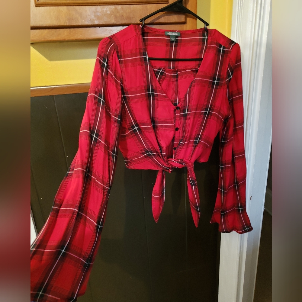 Red plaid crop blouse